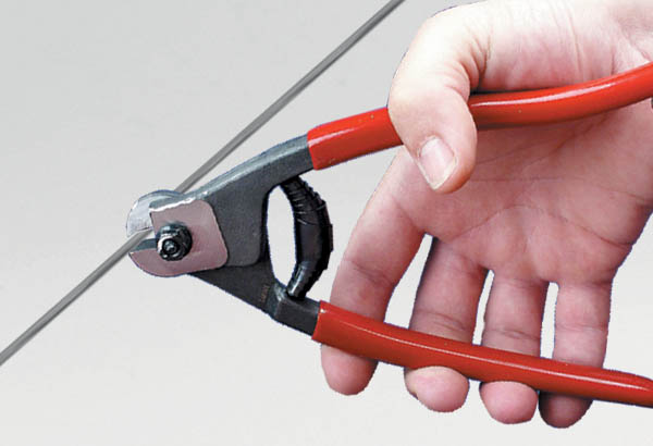 Pince coupante en acier trempé