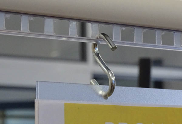 Crochet S en métal - Fil de Ø 4,5 mm - Hauteur 32 mm