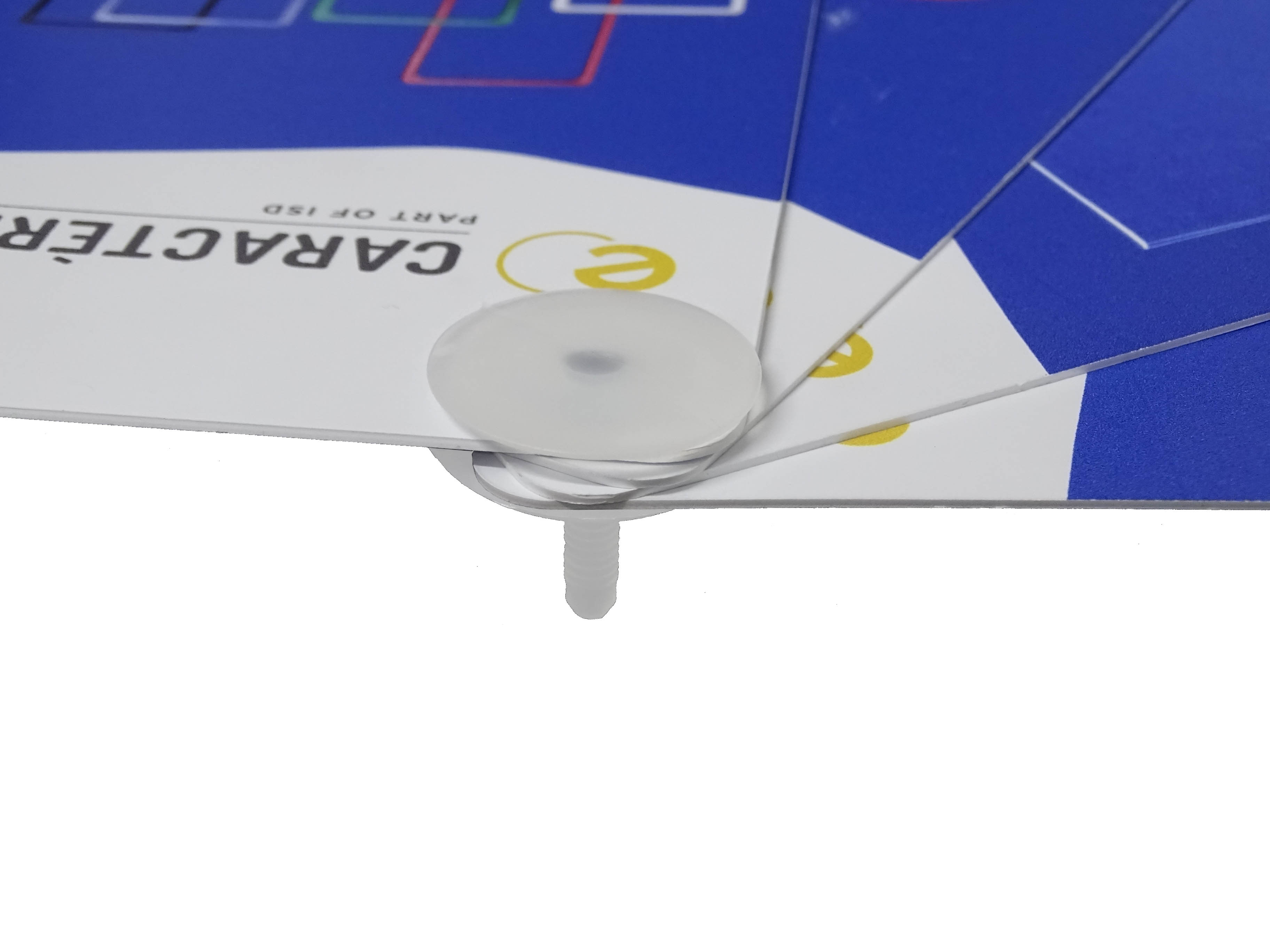 Bouton pression clip de Ø 28 mm translucide avec serrage permanent de 5 à 23 mm