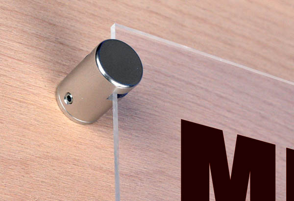 Fixation murale fendue en aluminium de Ø 18.5 mm - Pour support jusqu'à 4 mm