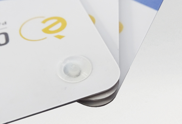 Rivet pression écrou de Ø 10 mm translucide avec serrage non permanent de 1.5 mm