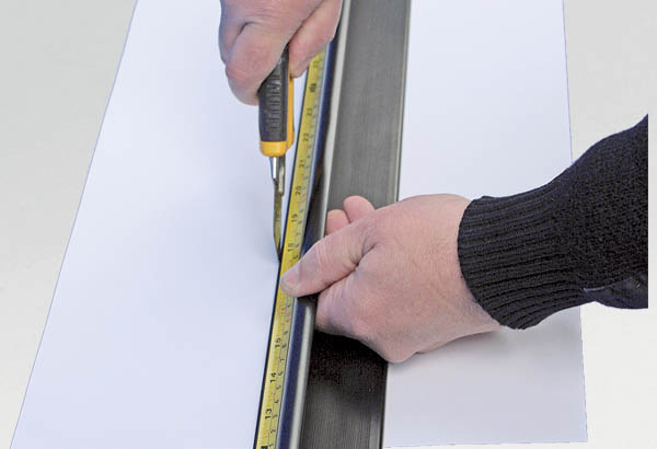 Règle plate PRO sécurité en aluminium - 1300 x 65 mm