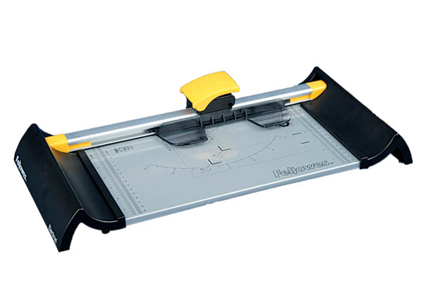 Table de découpe avec lame rotative de 32 cm