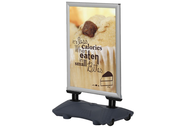 Stop trottoir cadre clippant 2 faces sur roulette - Etanche - Format A0