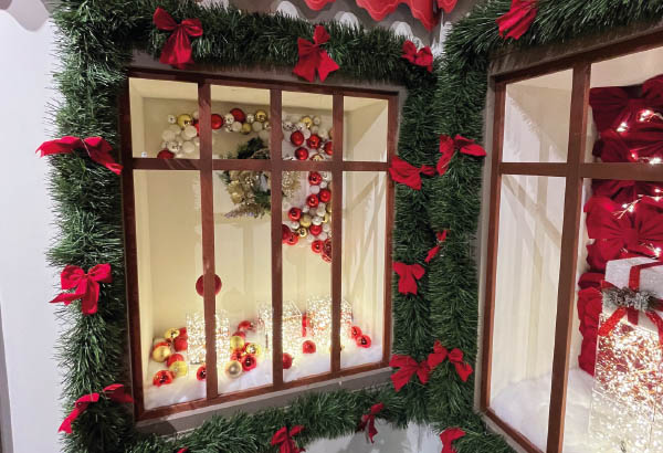 Guirlande Boa sapin vert et noeuds rouge - Longueur 2.7 cm - Diamètre 20 cm