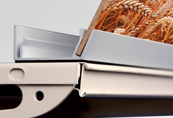 Profil porte-fronton magnétique à poser avec 2 angles - Longueur 1300 mm