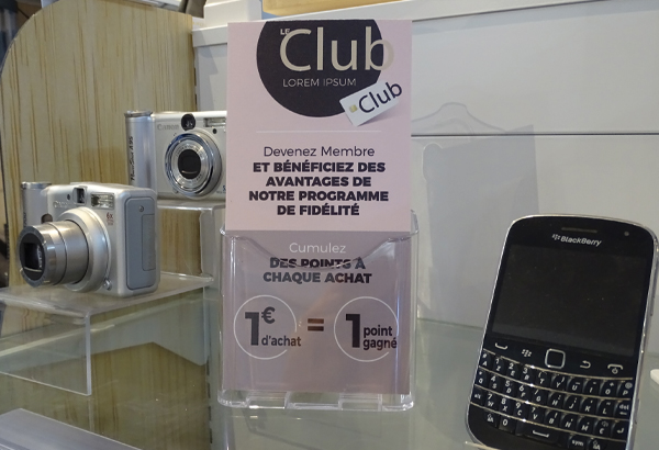 Porte-brochures 1 bac à poser en polystyrène - Format 1/3 A4