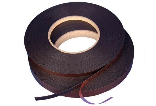 Rouleau magnétique adhésivé spécial PVC PET et Acrylique - 19 mm x 30 m