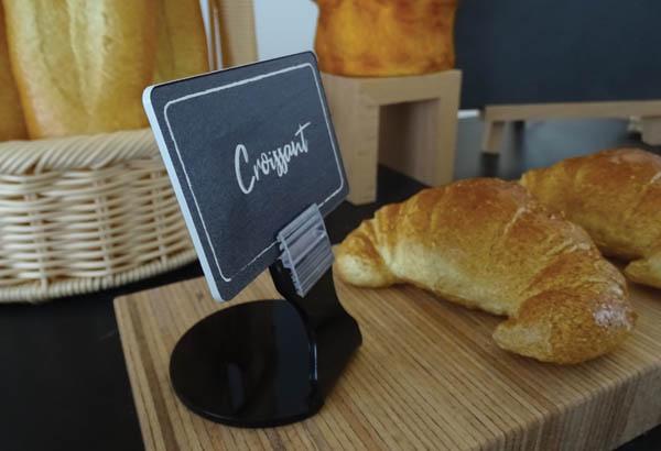 Base à poser de 65 x 70 mm avec grip de 20 x 25 mm en PVC noir - Tige de 50 mm