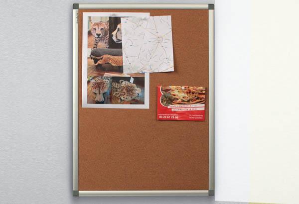 Tableau en liège avec profil en aluminium - 1800 x 900 mm