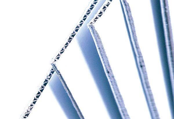 Carton microcannelure blanc 2 faces de 1500μ et 520g - 800 x 1200 mm