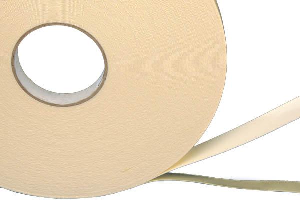 Double face CARTACK® 4300 en mousse polyéthylène blanche - 12 mm x 66 m