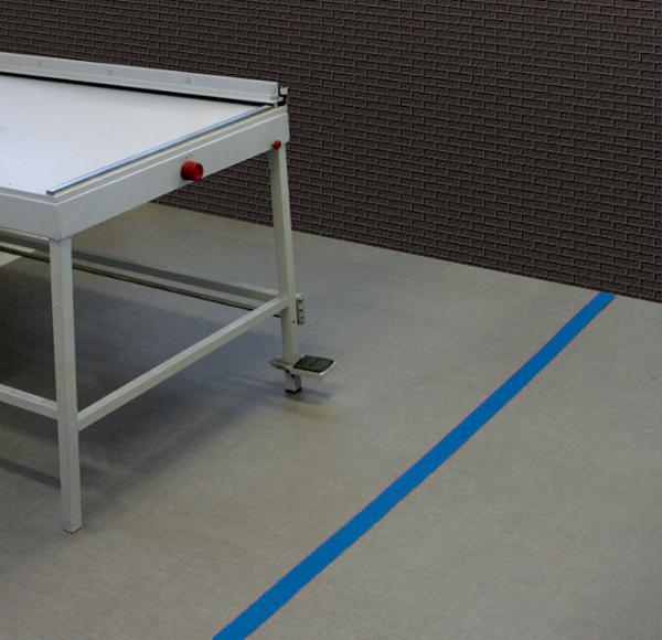 Ruban de marquage Ultramarque® adhésivé 1 face de 50 mm x 33 m - Bleu