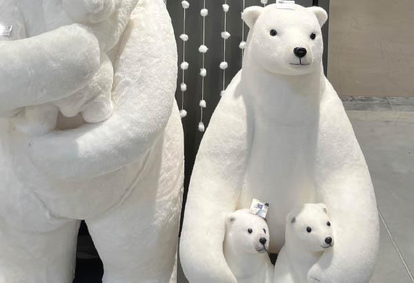 Ours blanc et ses 2 bébés - Hauteur 150 cm - 65 x 56,2 cm