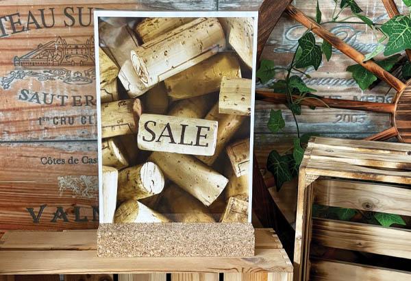 Porte-visuel en liège avec rainure pour visuel de format A4 de 2 mm d'épaisseur