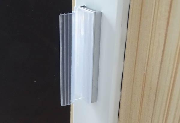 Grip en T fléxible bande magnétique en 75 mm - Base de 25 mm