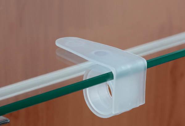 Clip escargot facing en PVC avec adhésif permanent - Tablette de 3 à 40 mm