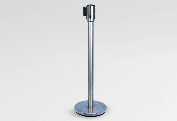 Kit poteau de 935 mm avec sangle noire de 2.7 m et socle chromé de Ø 300 mm