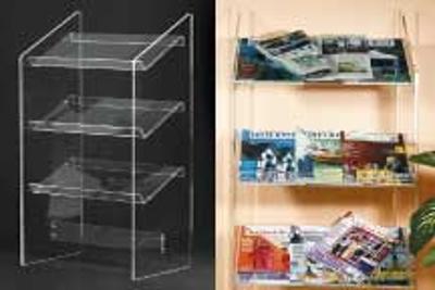 Présentoir porte-brochures Plexi - 3 niveaux Présentoir porte-brochures Plexi - 3 niveaux