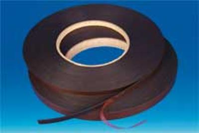 Rouleau magnétique adhésivé PVC / PET / Acrylique - 25 mm x 30 m Rouleau magnétique adhésivé PVC / PET / Acrylique - 25 mm x 30 m